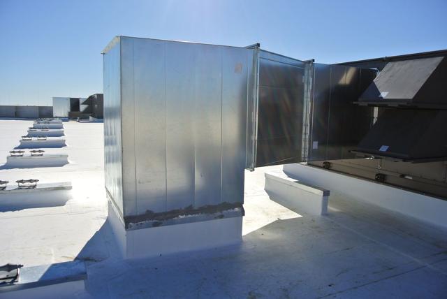 Rooftop equipment housing