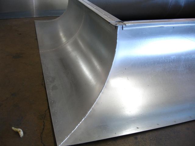 Curved duct panel